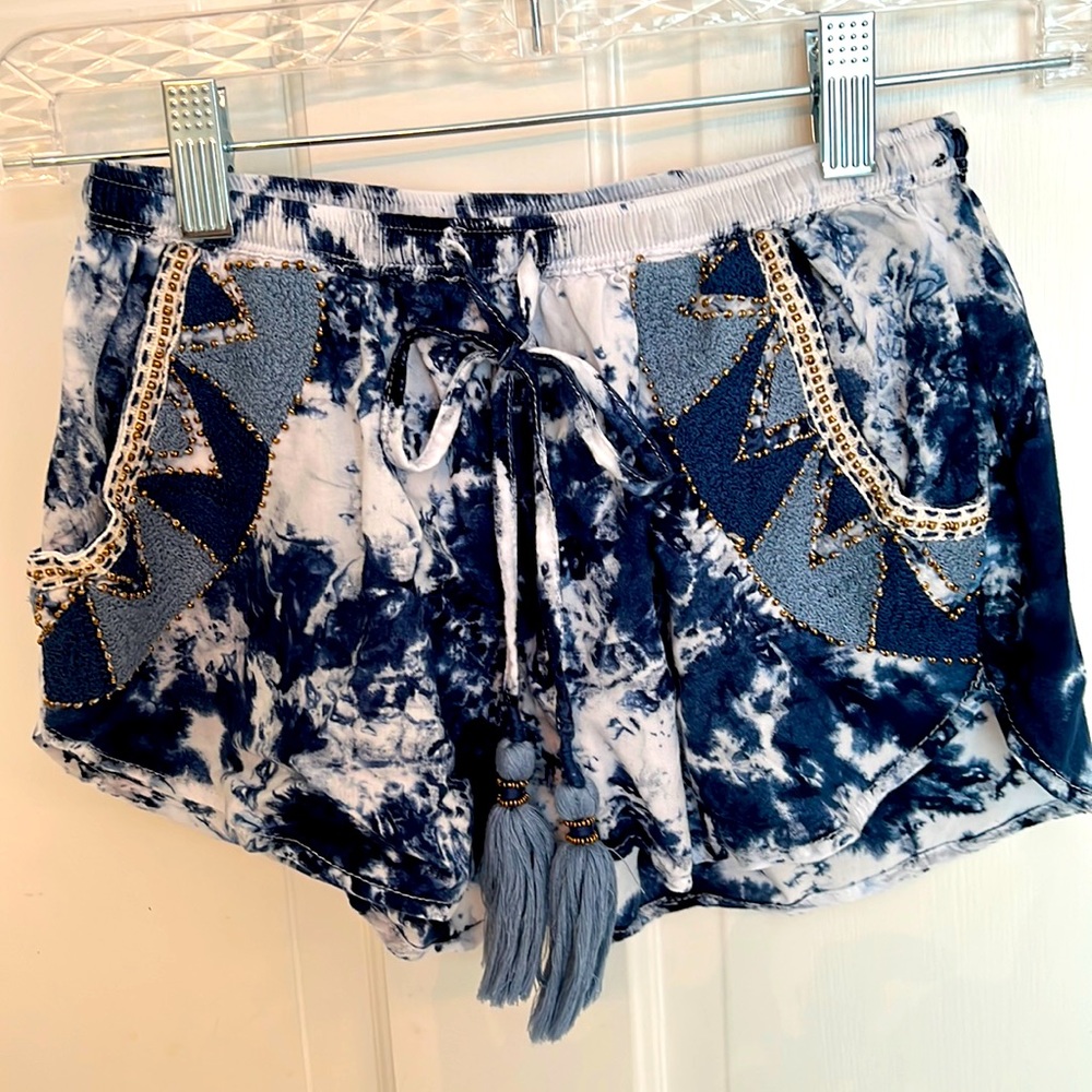 Shorts/ cover up